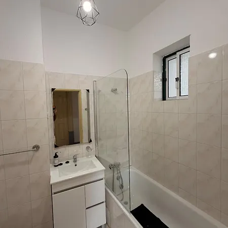 Louzanook - Casa Miguel Bombarda Apt2 Daire Lousã
